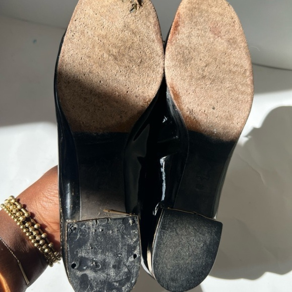 Tory Burch black size 8m water look flat - Picture 5 of 6